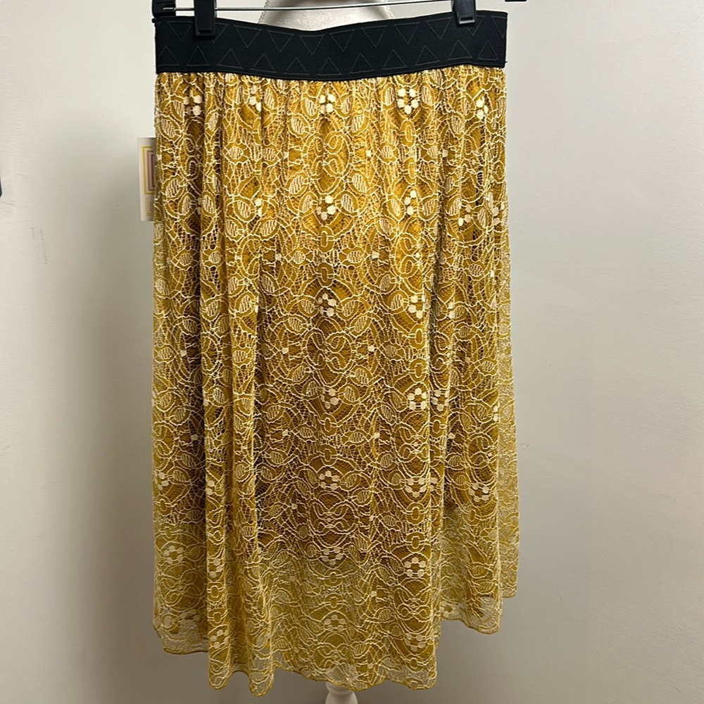 LuLaRoe gold lace skirt